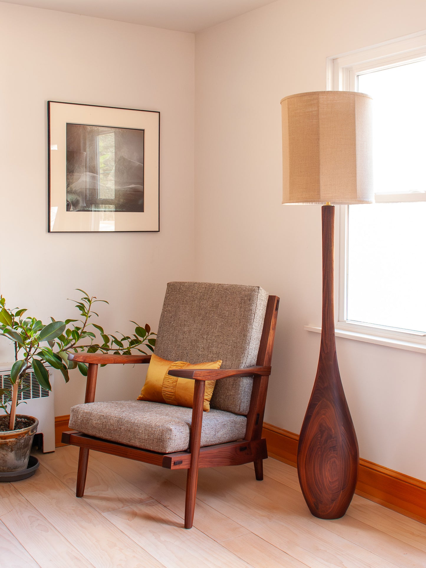 104 Lounge Chair