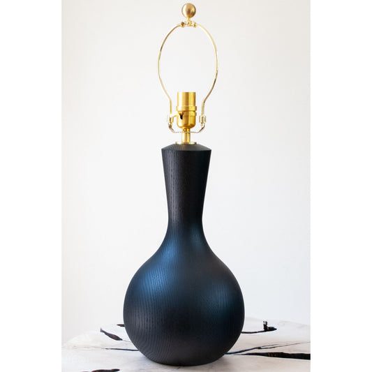 Amphoreus Table Lamp