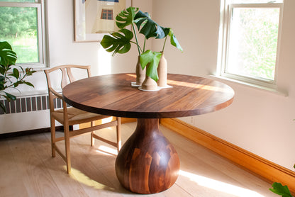 Amphoreus Dining Table