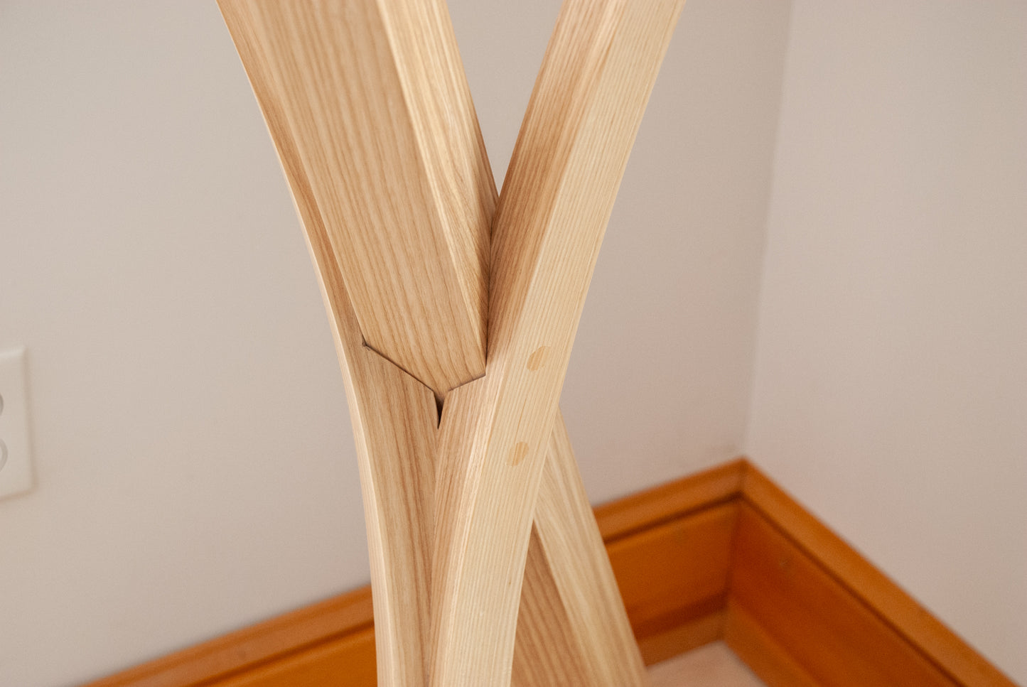 Bent Lamination Floor Lamp